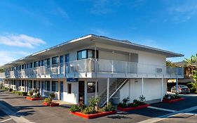 Motel 6-Santa Barbara, Ca - State Street